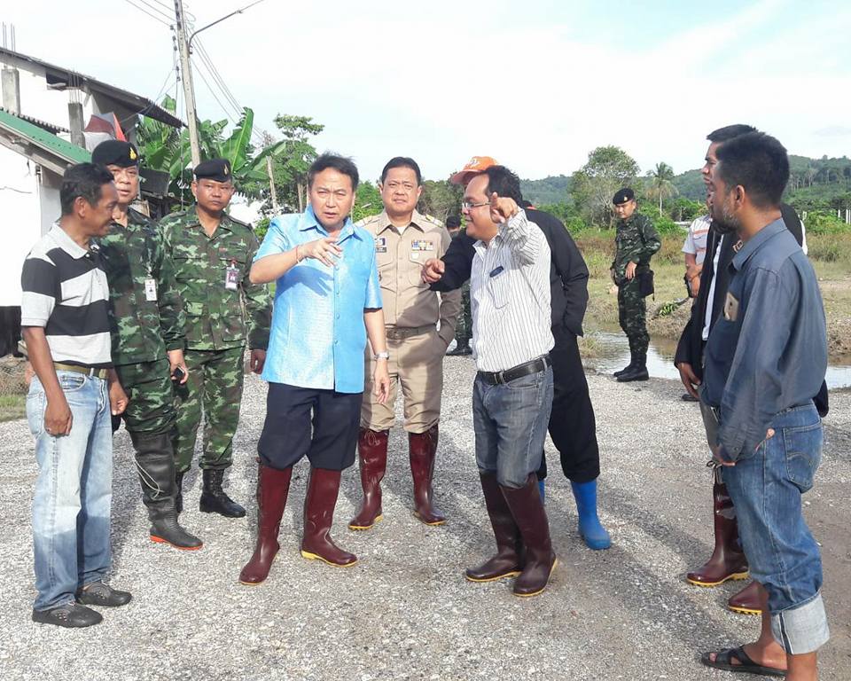 ลงพื้นที่ติดตามสถานการณ์น้ำในจุดสุ่มเสี่ยง