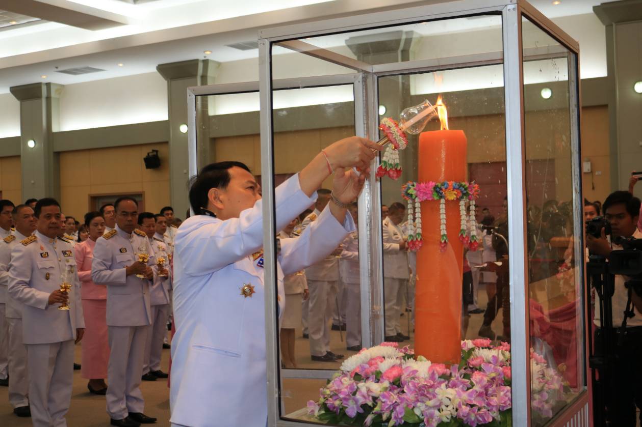 พิธีจุดเทียนน้อมรำลึก พระบาทสมเด็จพระจุลจอมเกล้าเจ้าอยู่หัว รัชกาลที่ 5