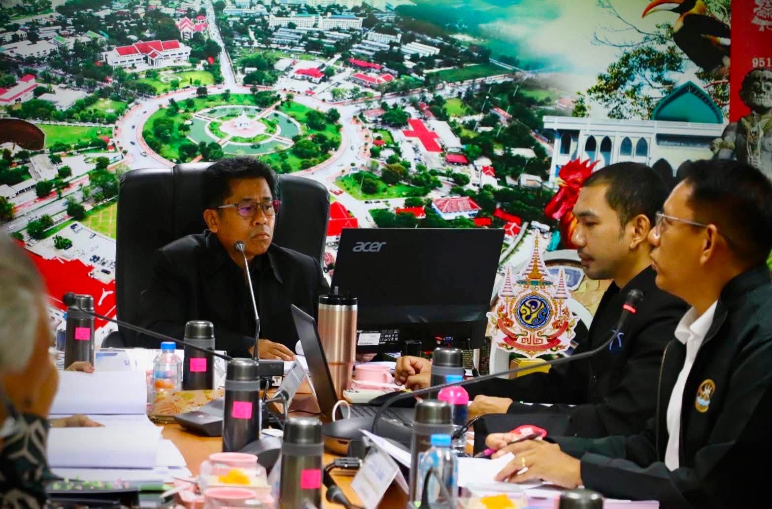 จังหวัดยะลา ขับเคลื่อนเศรษฐกิจฐานราก! ประชุมอนุกรรมการกองทุนพัฒนาสหกรณ์ พิจารณาอนุมัติเงินกู้ 2 ล้านบาท หนุนสหกรณ์สวนยางบ้านสุตั้น เพิ่มสภาพคล่องแปรรูปน้ำยาง